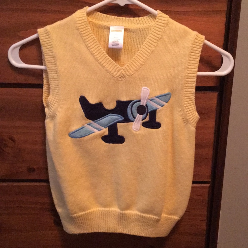 Gymboree Boy’s sweater vest
